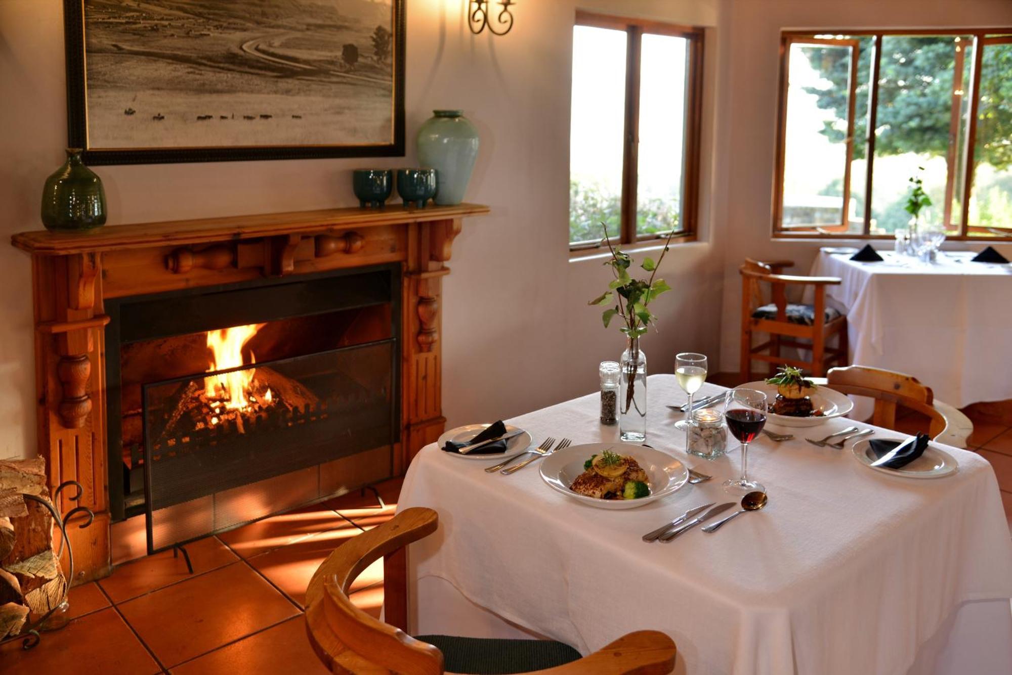 Montusi Mountain Lodge Bonjaneni Esterno foto