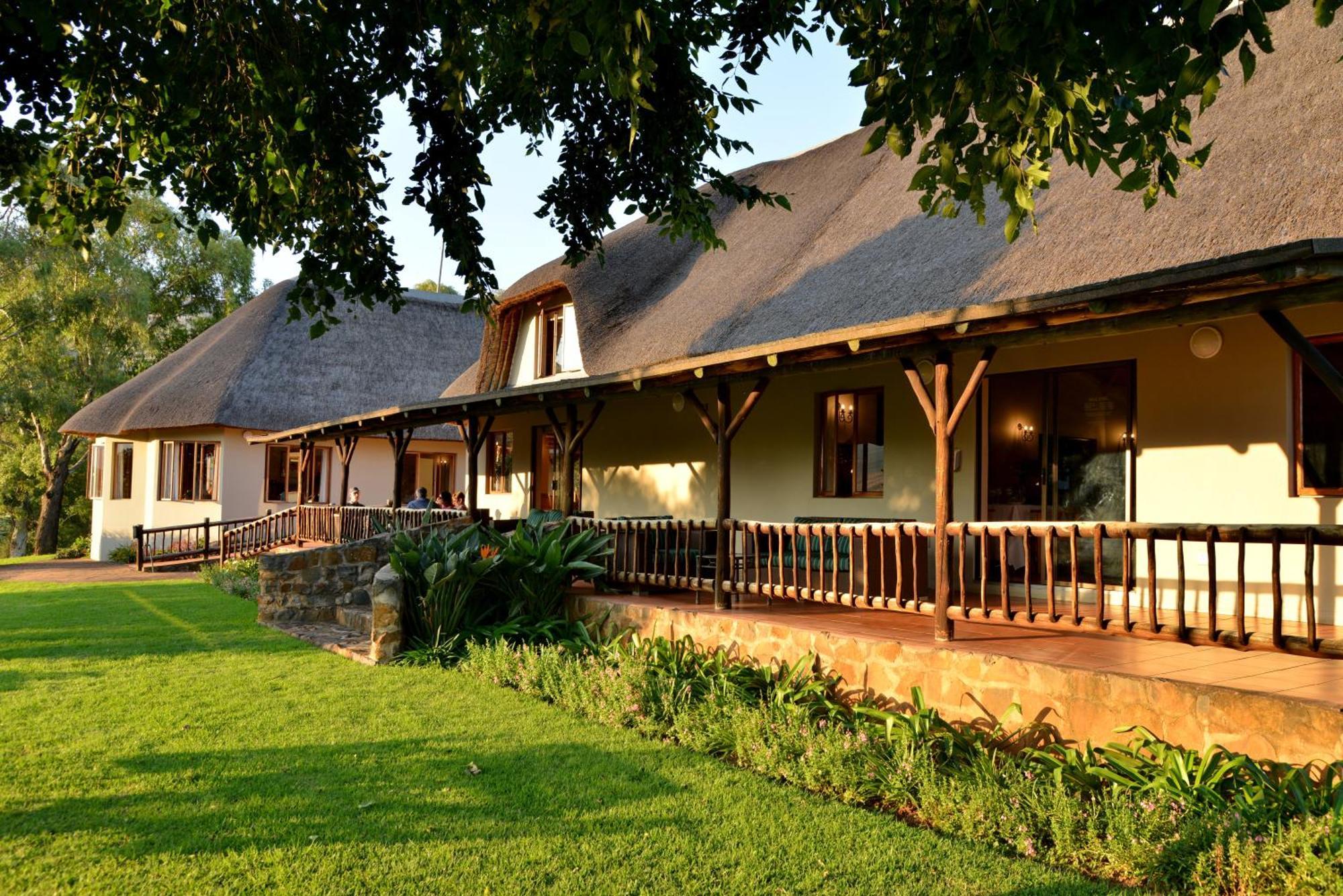 Montusi Mountain Lodge Bonjaneni Esterno foto